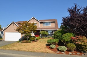 Kent Home, WA Real Estate Listing